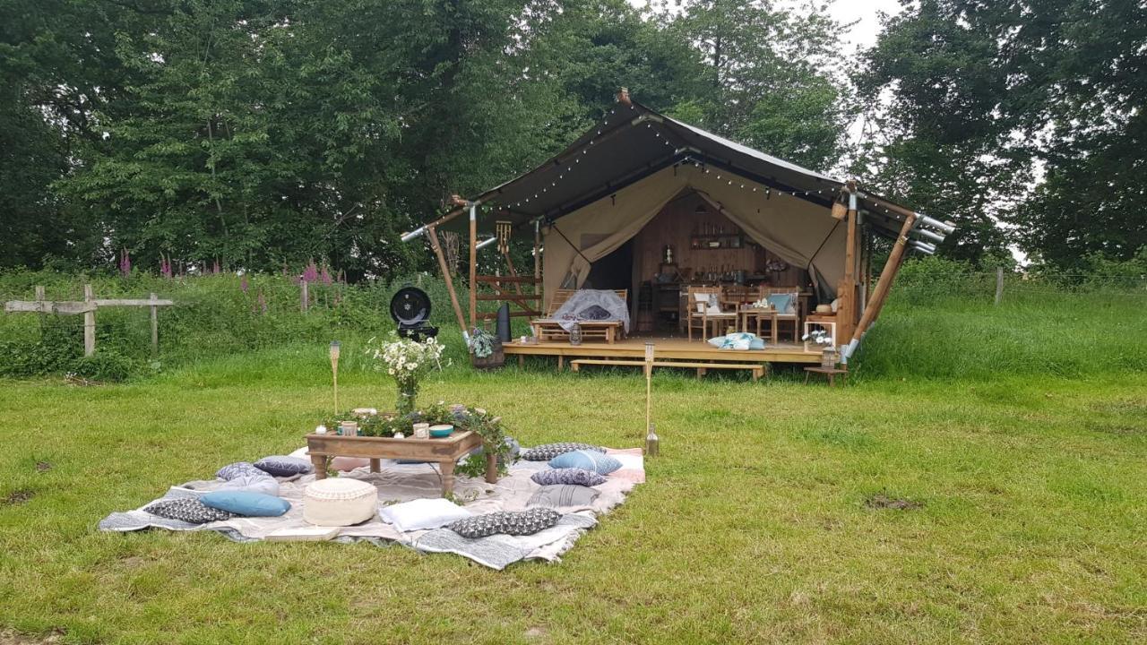 Hotel Glamping des 2 Marguerites Bazoches-au-Houlme Exterior foto